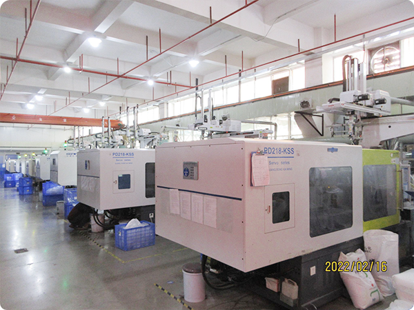 Команда R & D Разработка детских чашек Sippy